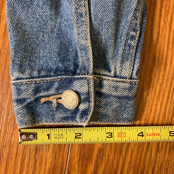 Kids Size 8 Vintage Rainforest Cafe Las Vegas Embroidered Jean Denim Jacket - Picture 10 of 10